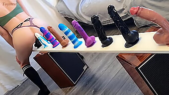 Dildo Ile En Üst Düzey Orgazmı Deneyimliyorum! Amatör Dildo Testi