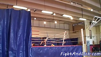 Dos Lesbianas Europeas Amateur Se Involucran En Una Lucha Libre Traviesa. ¡mira Cómo Se Divierten Juntas!